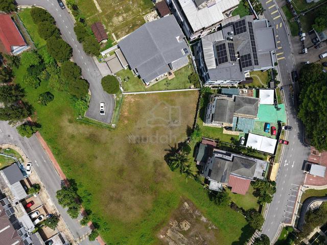 CORNER LAND FLAT LAND ! Bungalow Lot, Seksyen 7 Shah Alam 1