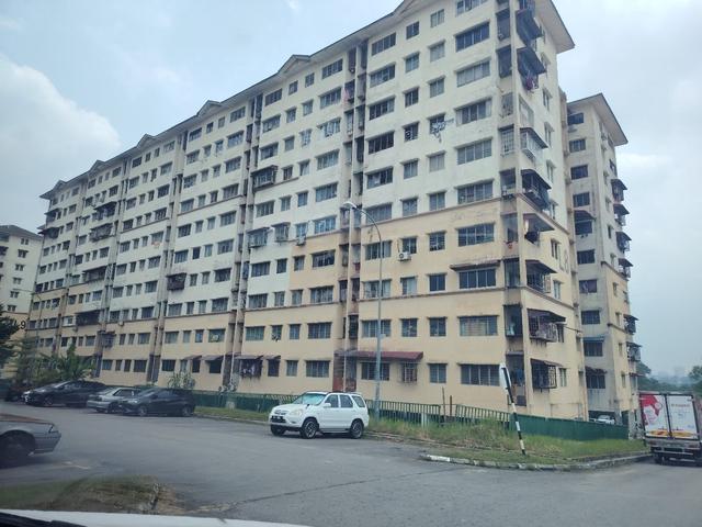 Pangsapuri Teratai L8 1