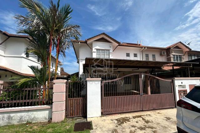 EXTENDED RENOVATED SEMI-D 2-storey Taman Prima Saujana Kajang 1