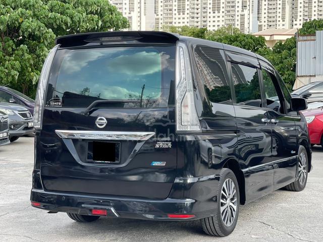 2017 Nissan SERENA 2.0 S-HYBRID BEST FOR FAMILY - 2