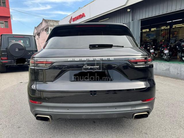 2022 Porsche CAYENNE 3.0 V6 Local Spec Full Loan - 4