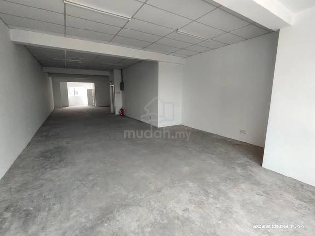 Facing Open Ground & 1st Floor Shop Bukit Serdang PSK Seri Kembangan 3