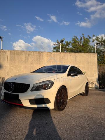 2015 Mercedes Benz A250 2.0 AMG LINE (A) - 2