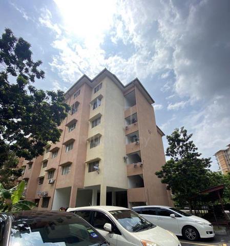 Rumah Pangsa Nilam Sari Flat 1