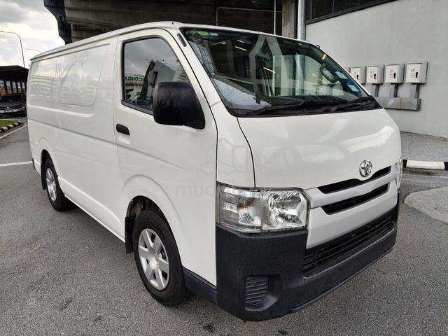 2023 Toyota HIACE 2.5 (M) Panel Van - 1