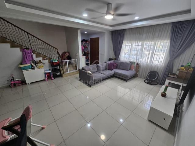 Partial Furnish 2 Storey Terrace Laurel Laman View Cyberjaya 1