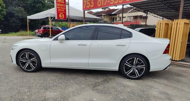 2020 Volvo S60 2.0 T8 R-DESIGN MY19 (A) AwD - 5