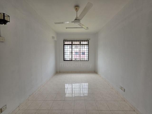 Megah Villa Apartments 1