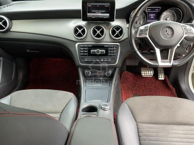 2015 Mercedes Benz GLA250 4MATIC (CBU) 2.0 (A) - 2