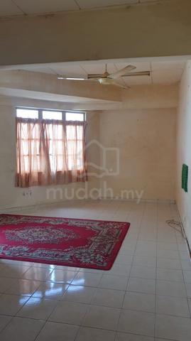 Hata Square Apartment 1