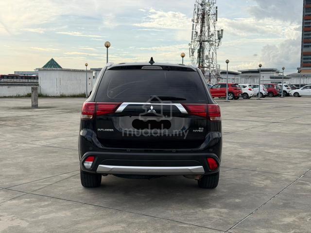 2019 Mitsubishi OUTLANDER 2.0 4WD (A)FREE ACCIDENT - 4