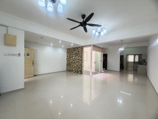 FREEHOLD 2 Storey Superlink, Taman Ikhlas Sg Long 1