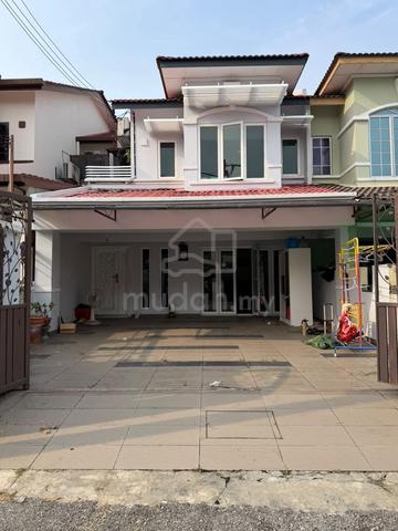 Renovated Freehold 2-Storey Terrace House | Taman Wawasan Puchong 1