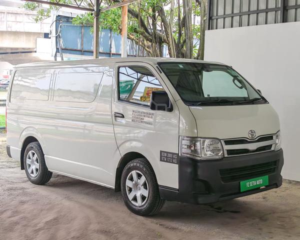 2013 Toyota HIACE 2.5 PANEL VAN FACELIFT (M) - 3