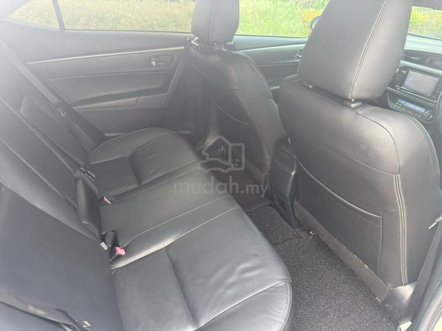 Toyota Altis 2.0 - 5