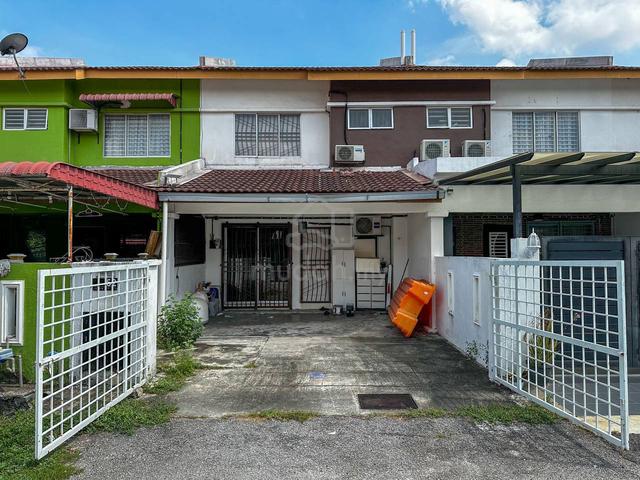 Zero Deposit 2 Storey Terrace SP8 Bandar Saujana Putra, FULLY FURNISH 1