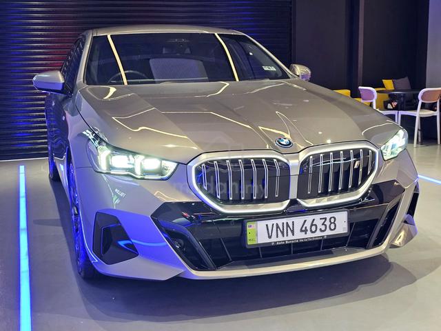 Bmw I5 EDRIVE40 M SPORT G60 5 Series Oxide Grey - 5