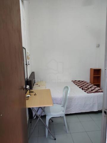 Room To Rent 1