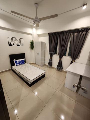 Room rental @ Subang Jaya 1