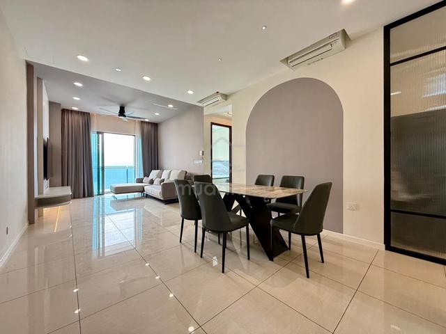 Queens Residences Q2 @ Queens Waterfront 1