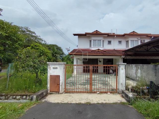 Double Storey Corner Lot Freehold Taman Semenyih Permata, Selangor 1