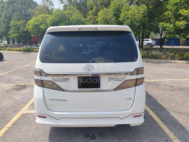 Toyota VELLFIRE 3.5 VL PILOT SEAT SUNROOF 360 CAM - 4