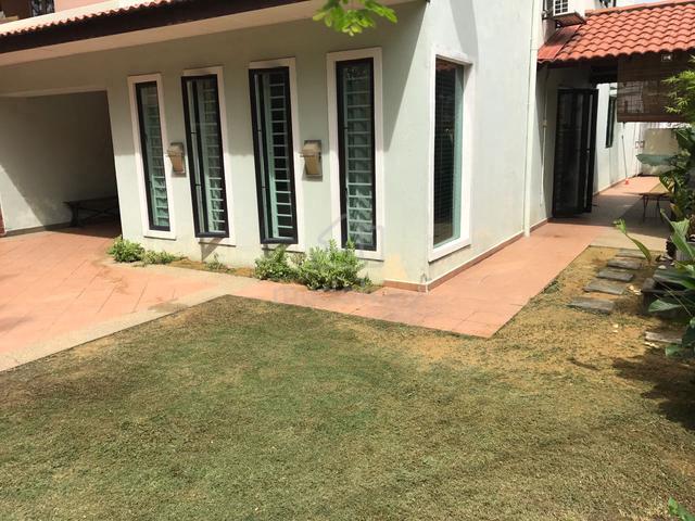 SS18 Subang Jaya Super Link Terrace House With Extra 10ft Land - Sale 1