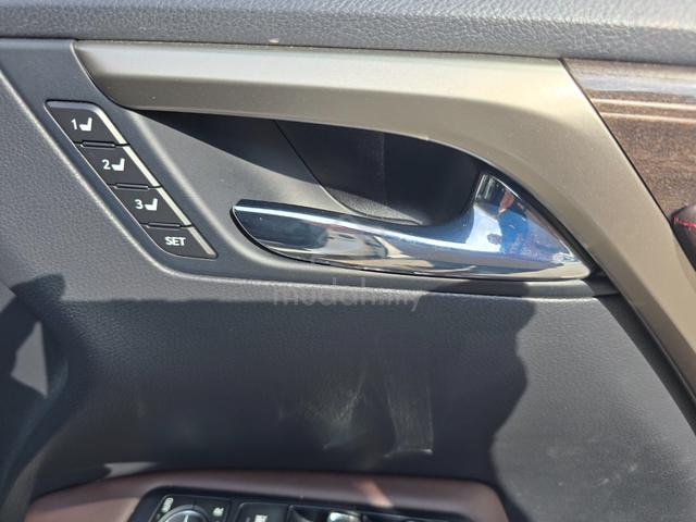 2017 Lexus RX200T 2.0 PREMIUM (A) - 5