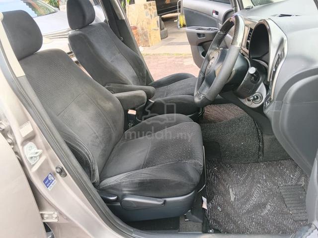 2007 Toyota WISH 1.8 - 5