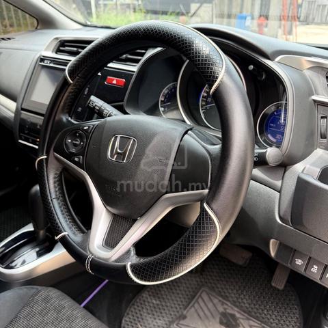 2014 Honda JAZZ 1.5 V (A) - 3
