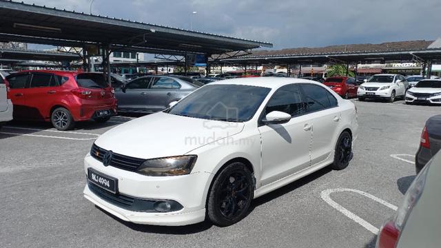 2015 Volkswagen JETTA 1.4 TSI (CKD) (A) - 4