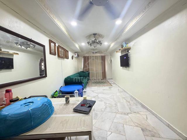 Iris Apartment (Saujana Utama) 1