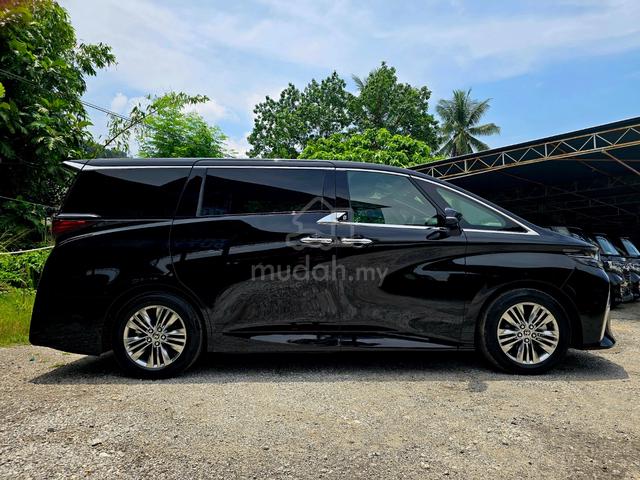 GRADE 5A 2025 Toyota ALPHARD 2.5 Z MILEAGE 27K KM - 5