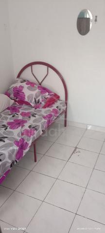 bilik single utk perempuan di sentul 1