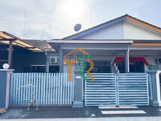 Partially Furnished Single Storey Terrace Taman Sri Treh For Rent 1