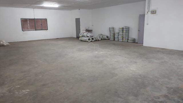 Warehouse at Penampang l 7,620sqft l 5.5m Celing l Bundusan l No Flood 1