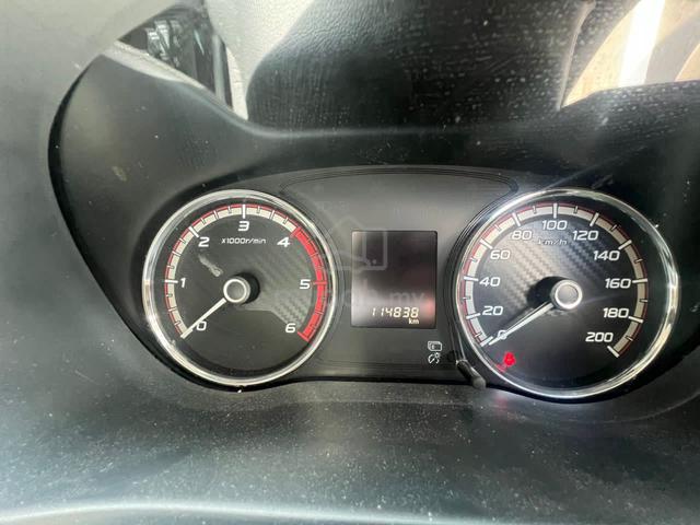 2018 Mitsubishi TRITON 2.4 VGT A/T PREMIUM (A) - 5