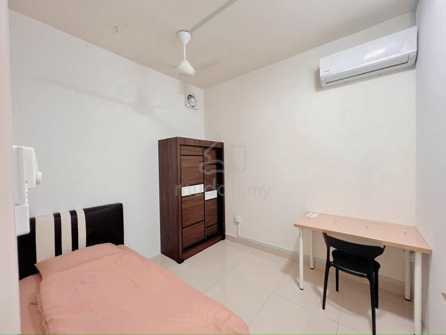 【NEAR MRT】Residensi Suasana Damai, Damansara Damai Room for Rent 5