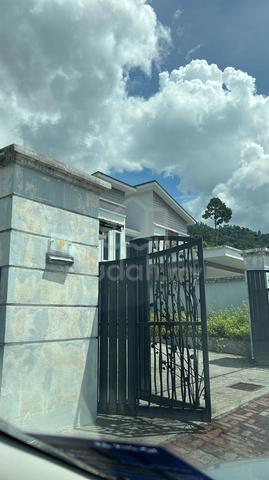 1.5 - Half Storey Single Bungalow 1