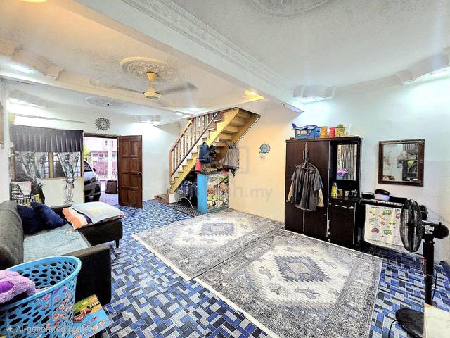 [FACING OPEN] 2 Storey Terrace Taman Tasik Tambahan, Ampang 1