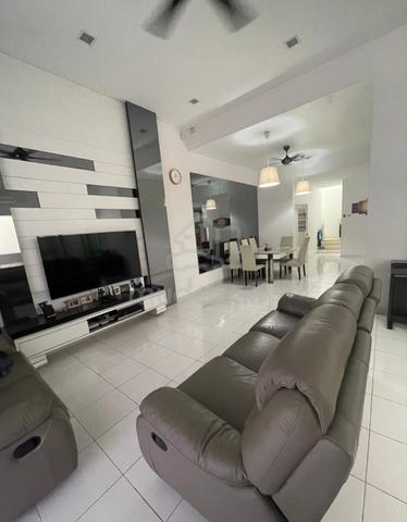 Prime Landed Home at Strategic Location | 1KM to Shops 1