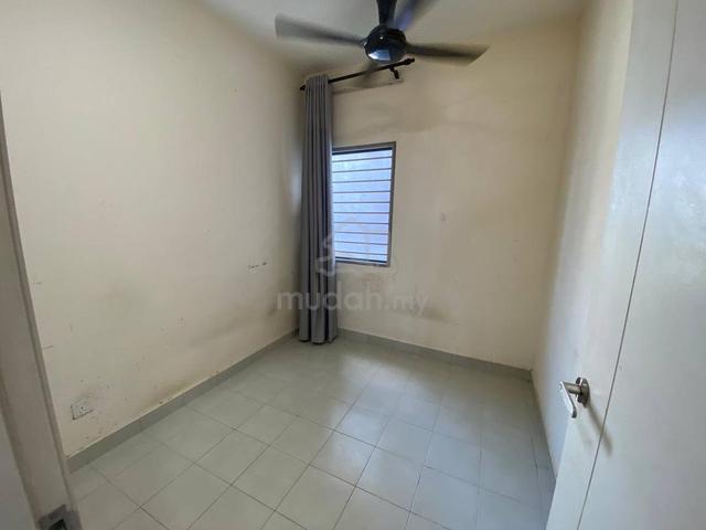 Seruling Apartment 4