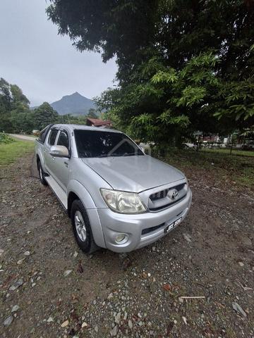 2009 Toyota HILUX 2.5 G MY05 KUN25R (A) - 1