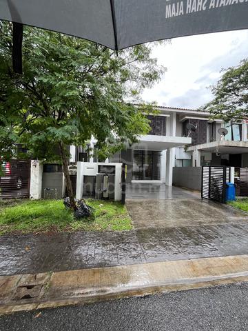 Superlink Pentas 1, Alam Impian, guarded & gated, owner direct sale 1