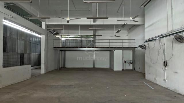 Penampang Warehouse For Rent 1