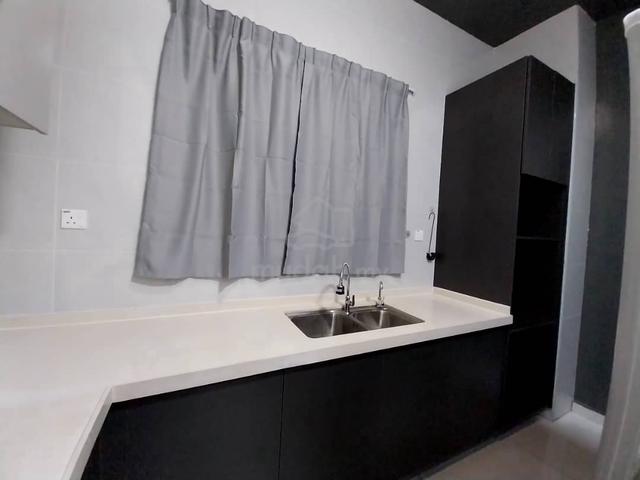 Royal Strand Danga Bay Common Room  with Kitchen Facilities 1