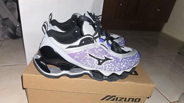 Limited design Mizuno Shoes from Japan🇯🇵 - photo 6 of 6