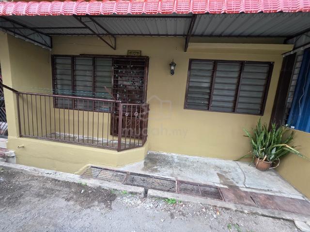 Rumah sewa flat 1