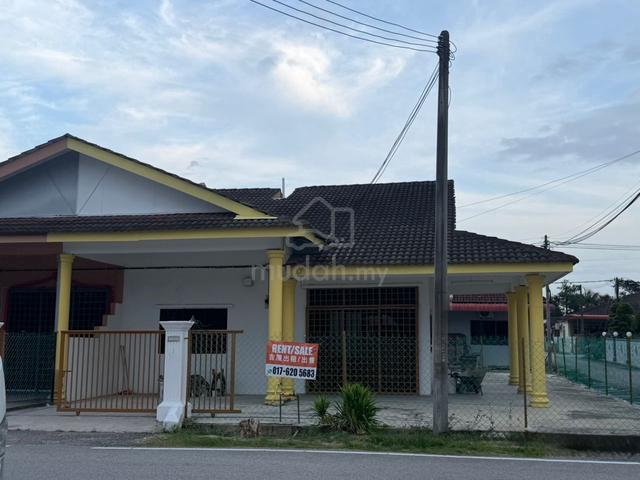 House for Rent Muar|TAMAN SRI TREH-Terraced House 1