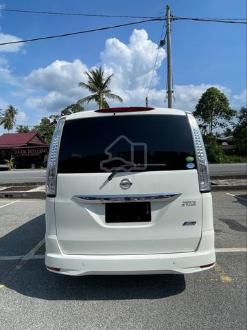 2013 Nissan SERENA 2.0 S-HYBRID HIGHWAY STAR - 3
